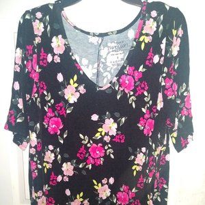 Floral Midsleeve top